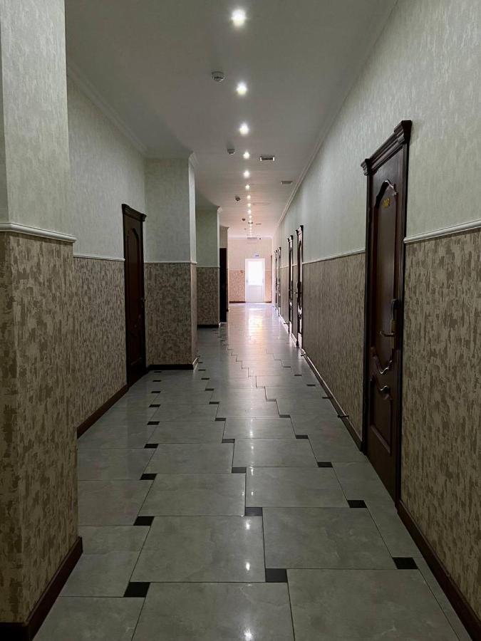 Alcazar Hotell Atyraū Eksteriør bilde