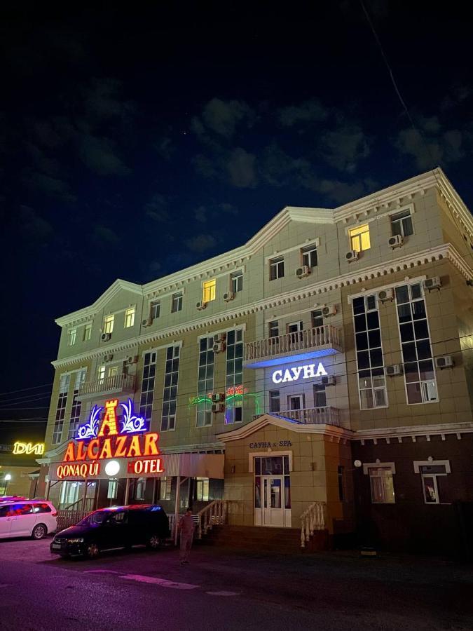 Alcazar Hotell Atyraū Eksteriør bilde